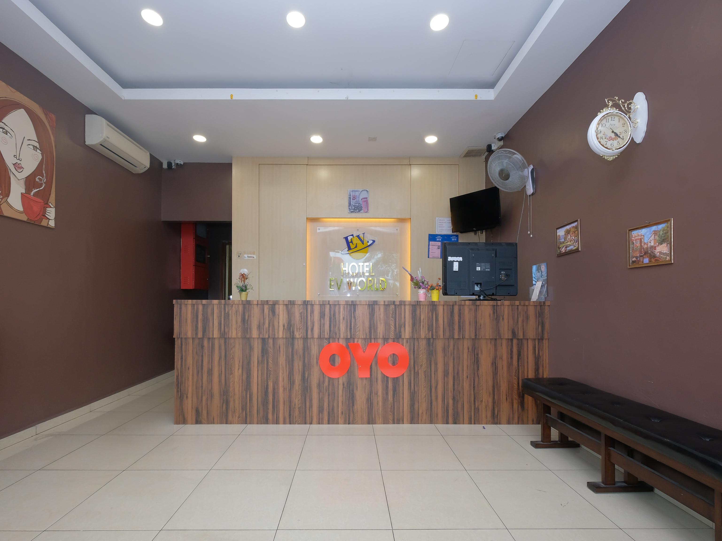 Oyo 89493 Q Hotel Mentakab Mentekab المظهر الخارجي الصورة