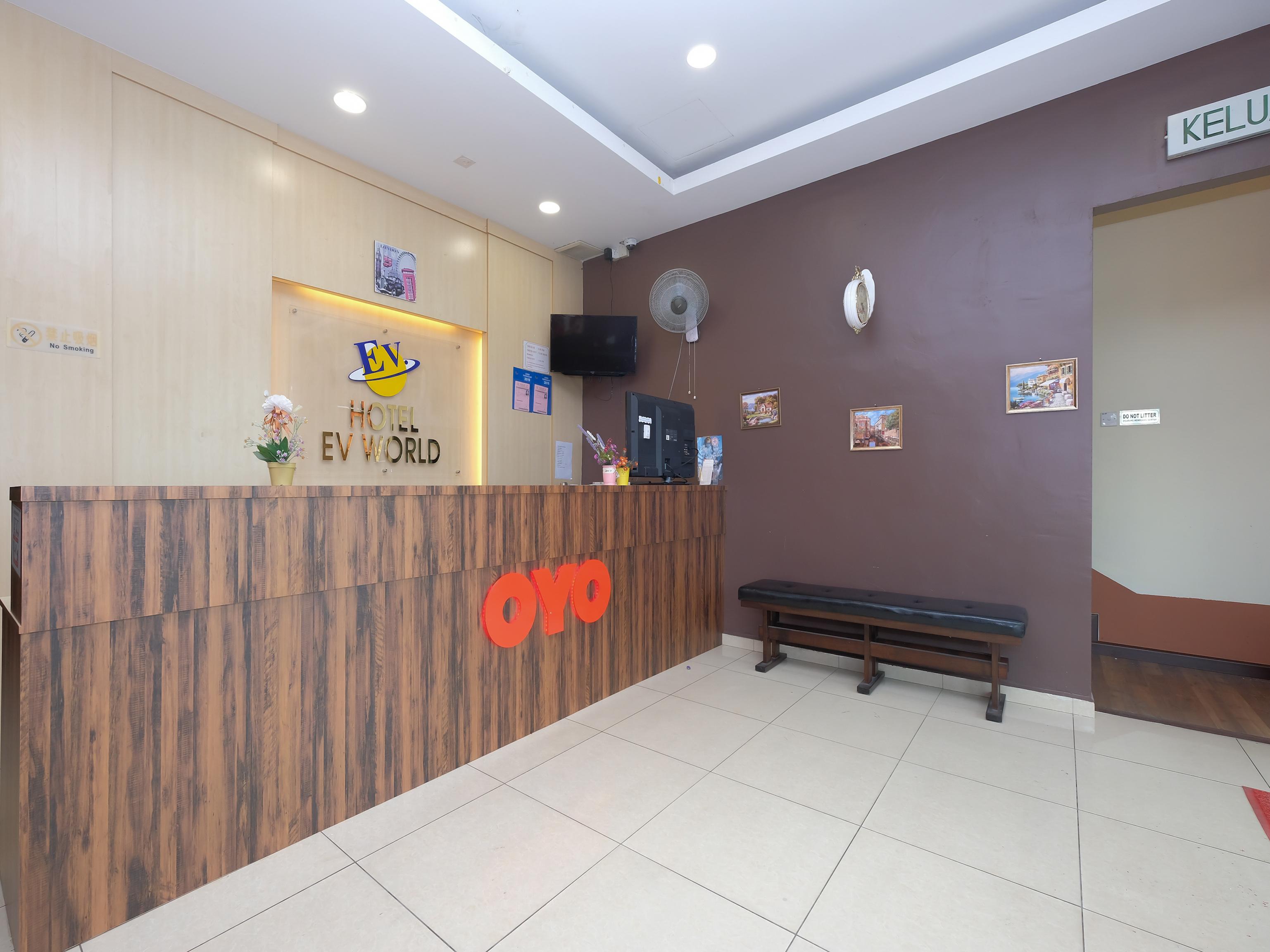 Oyo 89493 Q Hotel Mentakab Mentekab المظهر الخارجي الصورة